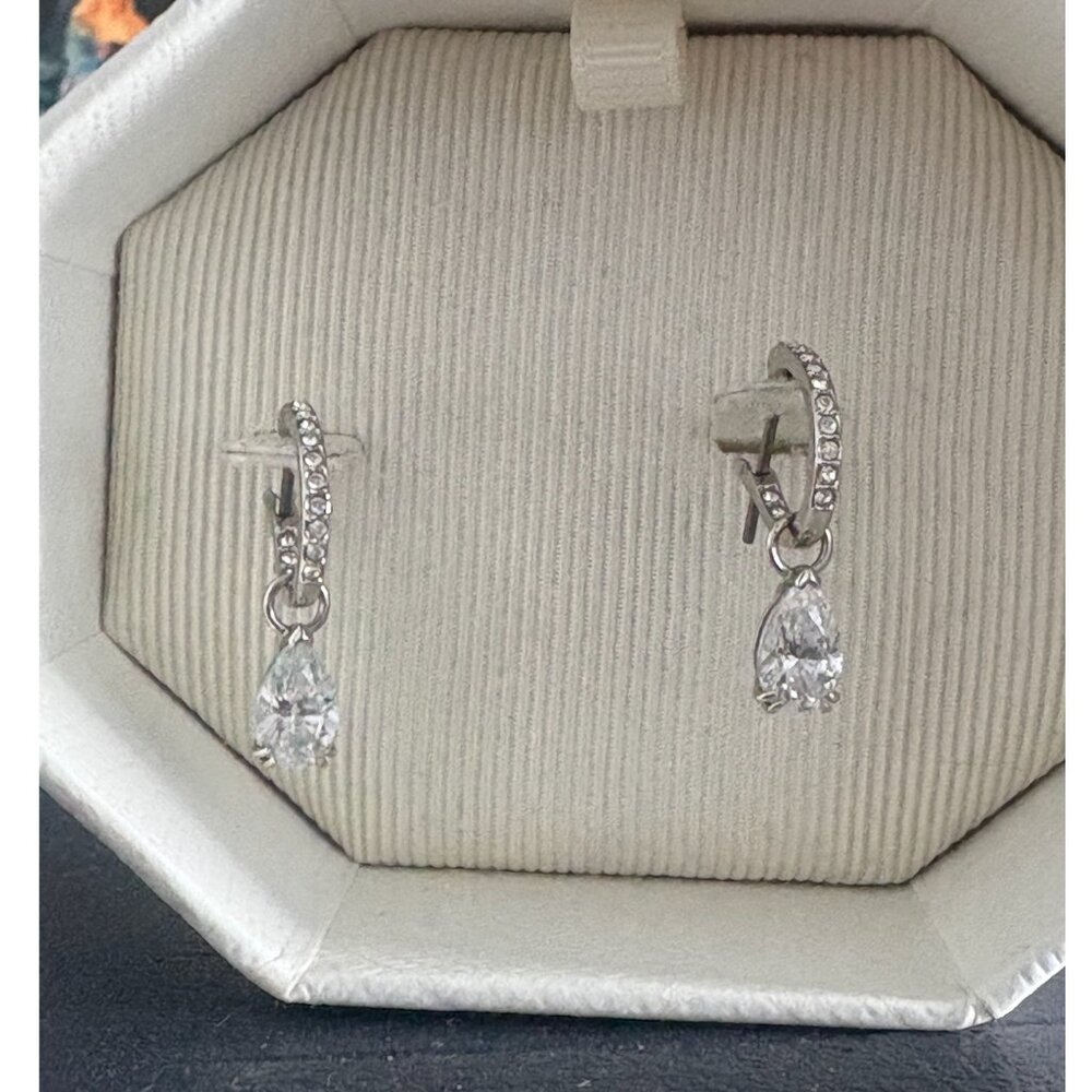 Swarovski Stilla drop earrings Pear cut, Round cut, White, Rhodium plated